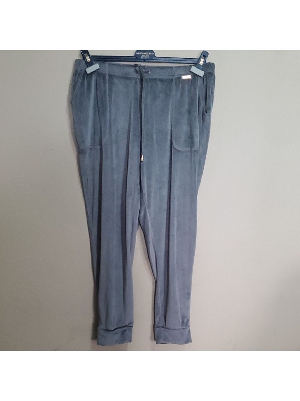 Nicole Miller Grey Joggers with Elastic Waistband and Tapered Legs Size Medium
